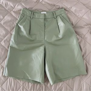 Aritzia Wilfred Vegan Leather Shorts